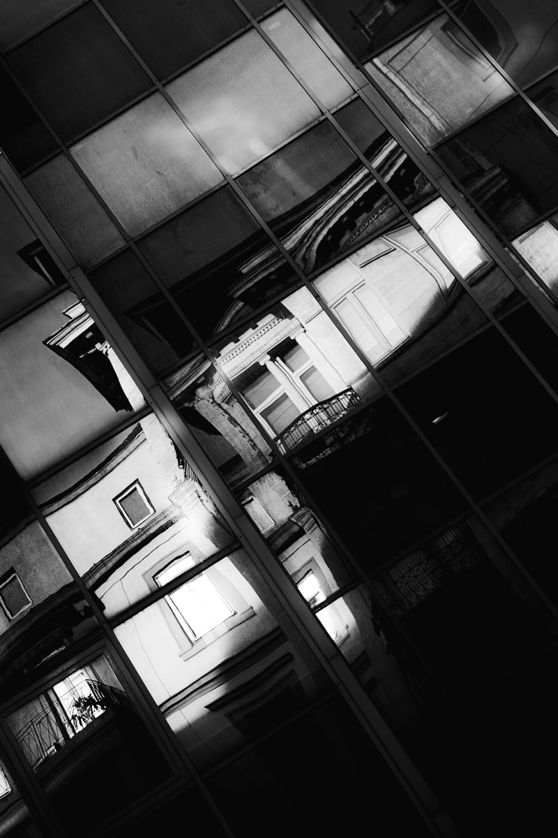 أنظمة التزجيج الإنشائي (Structural Glazing): دليل شامل