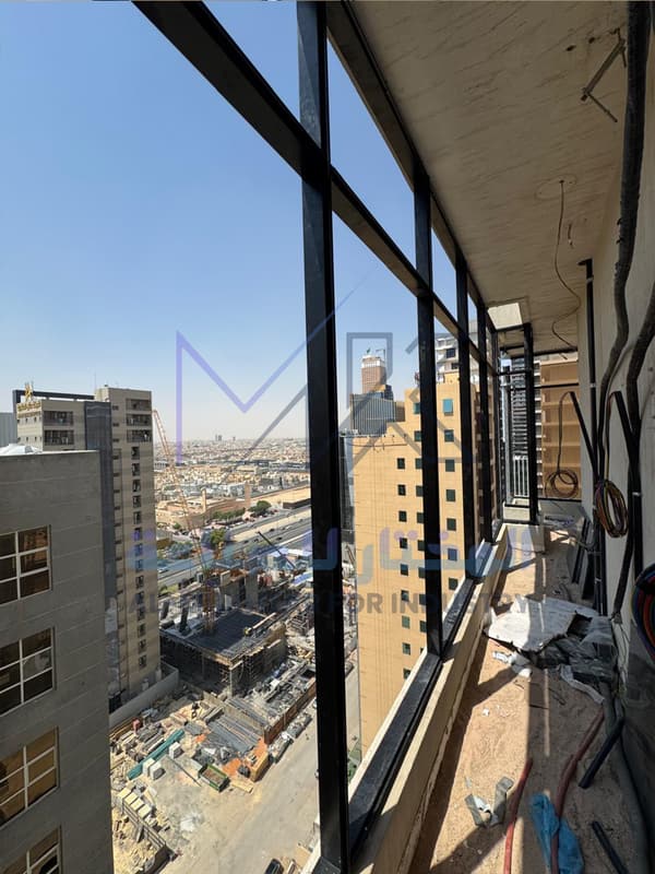 الواجهة من الداخل باتجاه أبراج الحي